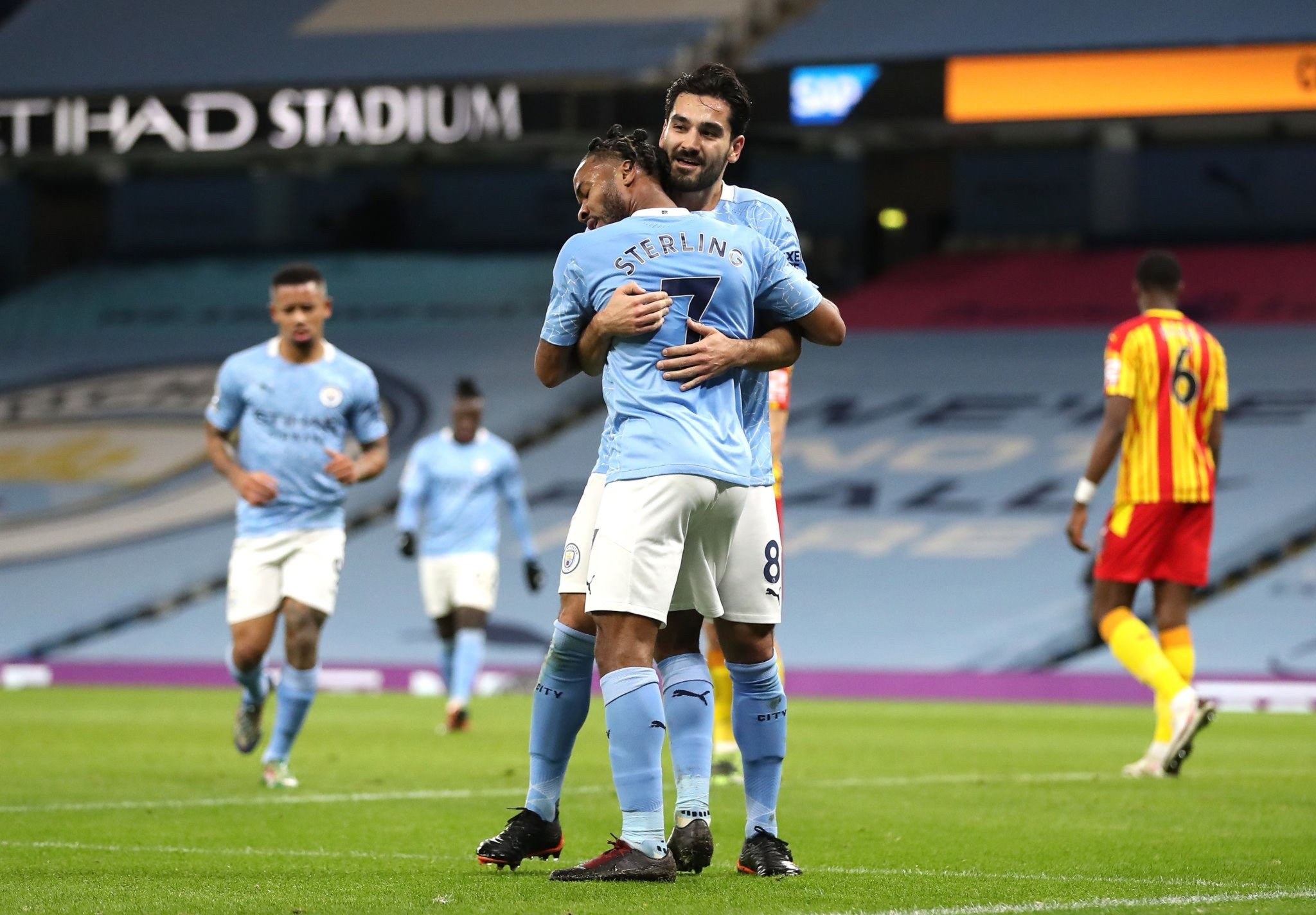 动员在高压 动员在高压